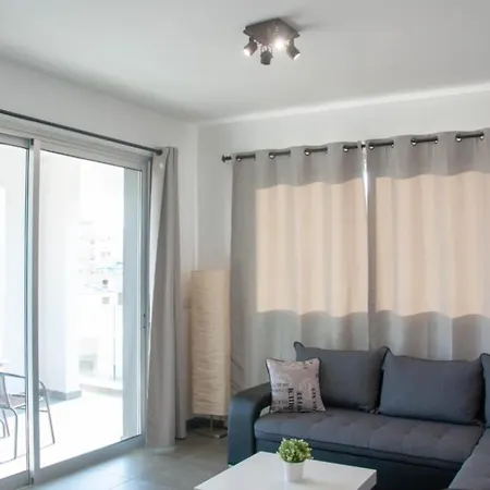 Theasis City Center Flat *